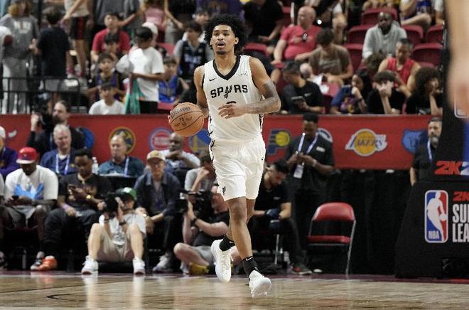 哈珀成歷史最年輕單場(chǎng)至少20分5板5助且0失誤的后衛(wèi)