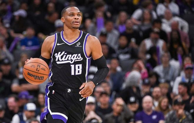 360萬無保障底薪真值!威少新賽季場均12+5.5+4助 三分命中率50%