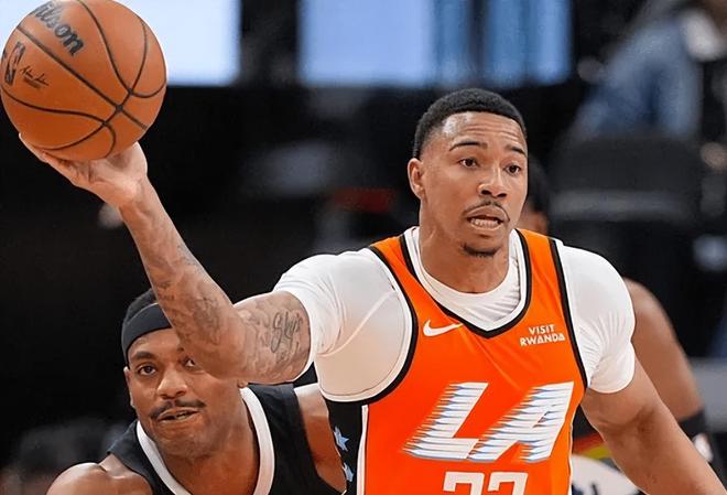 快船116-130掘金1喜3忧！新人获重用，内线防守拉胯，科林斯连崩...