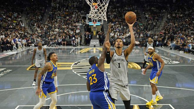 坏消息，马刺队球星维克托·文班亚马因小腿拉伤将缺席数周