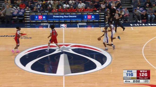 場均37.5分8.3助攻!馬克西再進化,MVP有黑馬了?