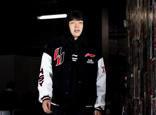 勇拓战杨瀚森半场出战3分31秒,1中0得0分1板1失误,正负值为0