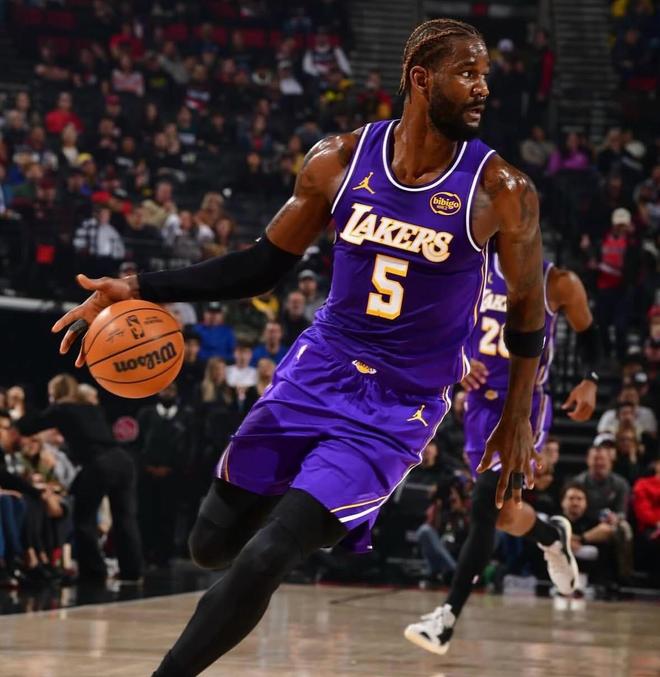 仅打3场就成联盟第1!詹姆斯的一大能力无可取代,湖人没他难争冠