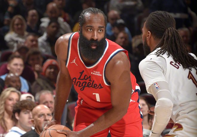 NBA局勢分析！快船鎖定交易目標，庫里破紀錄，東部兩大黑馬崛起