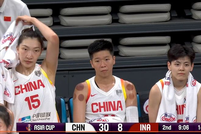 中國(guó)女籃51分大勝，張子宇13分7人上雙，奇兵4記三分