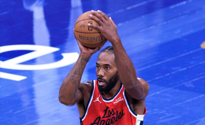 空砍赛季新高的小卡，虎头蛇尾的登哥，以及不知所谓的卢指导