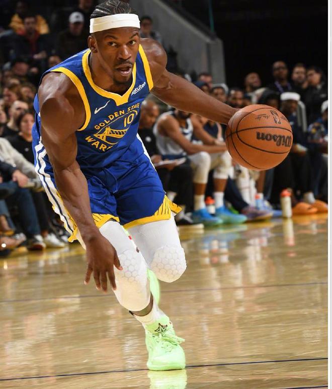 库里超神,依旧7分惜败森林狼:因一人打了22分51秒!