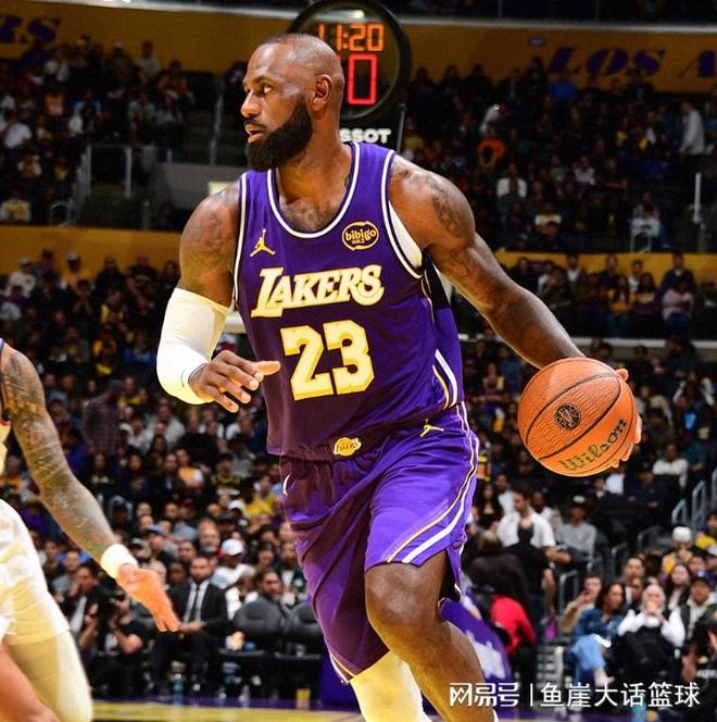 老詹赛后摊牌,湖人一点成关键!东契奇进步明显,里夫斯做对一事