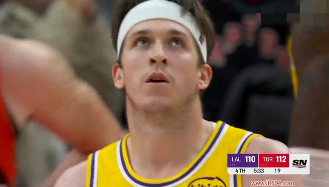 詹姆斯1297場上雙記錄終結+絕殺助攻！贏球誰是功臣？數據不說謊