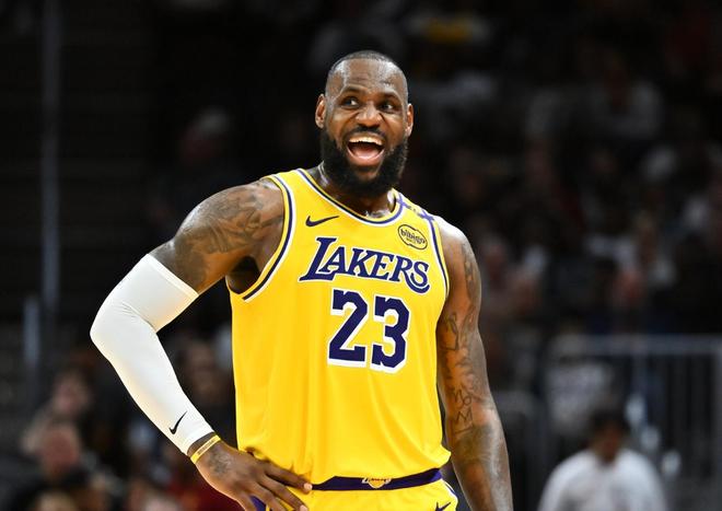 不勝唏噓！NBA晚年凄慘的5大巨星，想退役巡演的他卻屢遭當(dāng)眾羞辱
