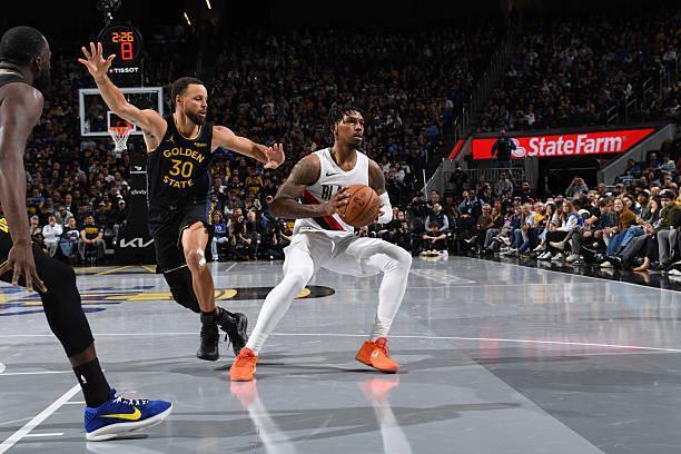 难以置信！此前表现堪称灾难的开拓者后场新星打爆了勇士防线？