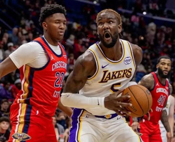 第三巨頭！湖人大將轟22+12+4制霸內(nèi)線 已成東里好幫手