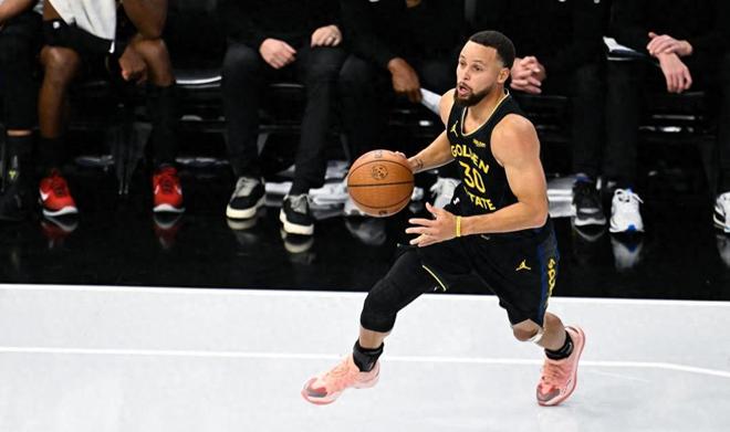 库里又要养伤，勇士队能够保住西部前八的位置吗？...