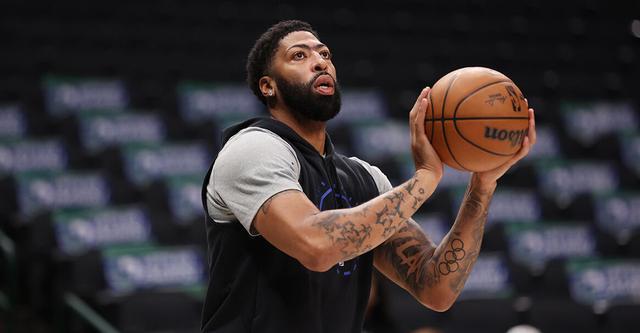 预计对阵湖人或快船时复出 戴维斯:你知道我更想打哪场比赛