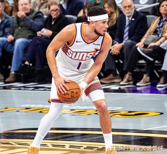 太阳完胜!布克19+7马威21+16,火箭弃将首发第二,威少19+8尽力