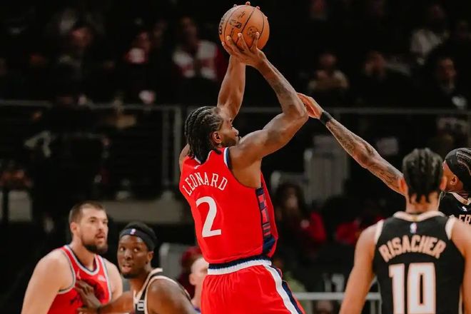 官宣！快船签约21+5控卫，曾在步行者打球，网友：第二次侮辱保罗...