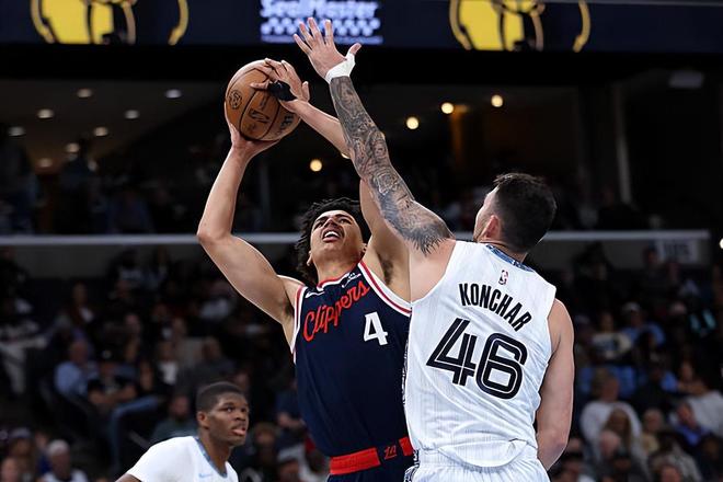 攻防兩端都有不俗表現(xiàn),快船鋒線新秀還是能夠起到不小的作用的?