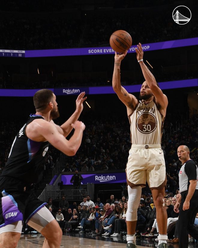 库里31分勇士大胜爵士结束3连败，巴特勒18+6+7乔治28分...