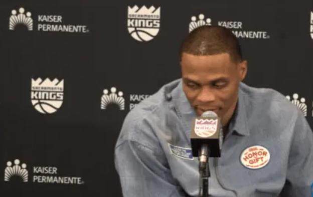 助攻数超魔术师升历史第7！韦少：我会一直打下去...