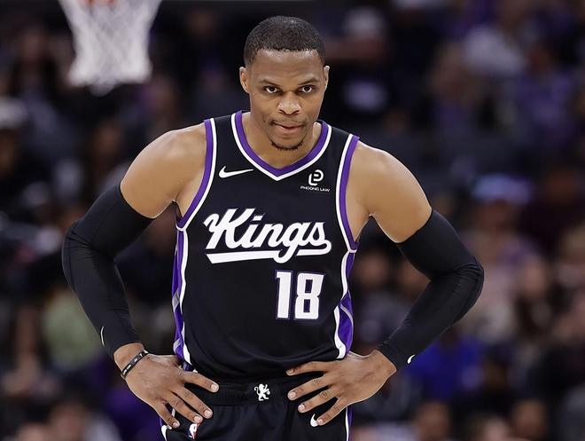 24分13板14助！威少燃尽自己，垃圾兄弟不争气，国王酝酿大交易