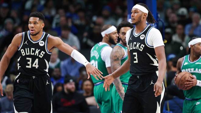 扬尼斯·阿德托昆博受伤，雄鹿队交易传闻不断，特纳拒绝放弃...