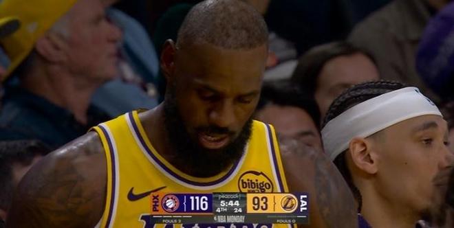 為刷10分，詹皇搶布朗尼垃圾時間！湖人記者倒戈，美國詹密都噴他