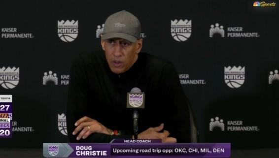 国王主帅吐槽湖人获得46次罚球:太疯狂了,太离谱了