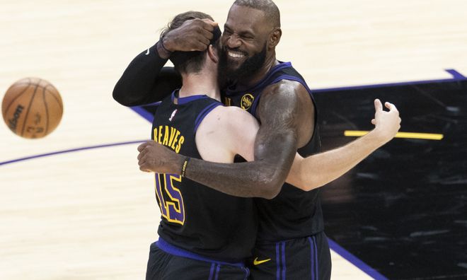 老詹1297場神跡終結，各方反應不一，官方致敬 隊友力挺 名嘴嘲諷