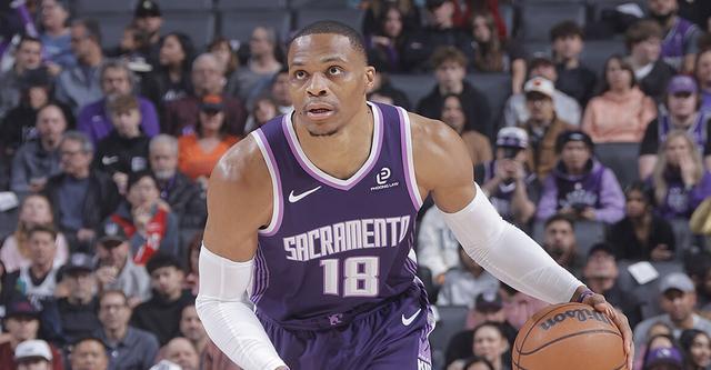 创纪录！威少成为历史单场贡献20分10篮板5三分的最高龄后卫