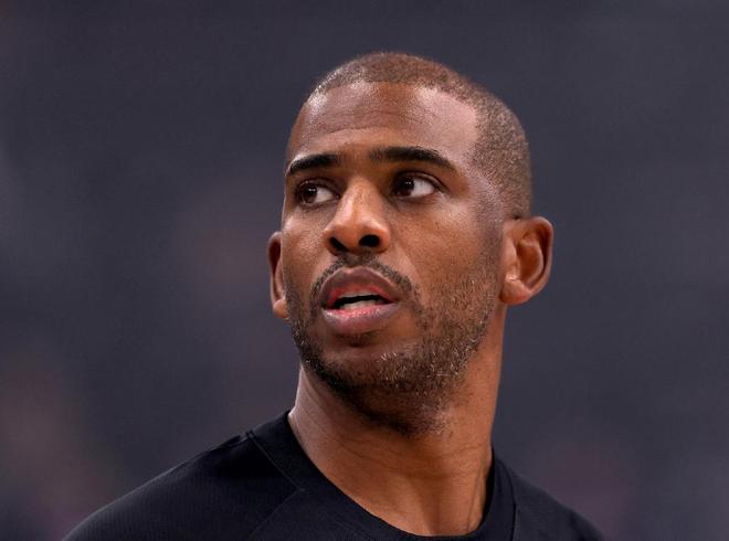 快船多名球员均可被交易，球队若要改变现状，必须进行大规模换人...