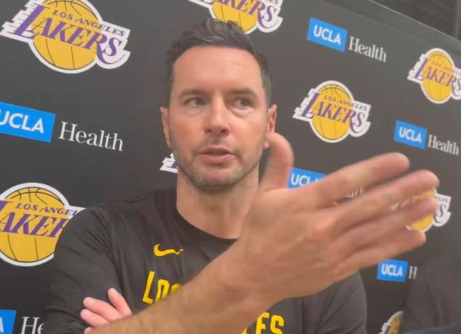 雷迪克谈湖人防守问题:情况好转的话会让范德比尔特进轮换的