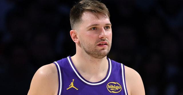 东契奇：我们的进攻没问题 防守端让对手突破得太轻松...