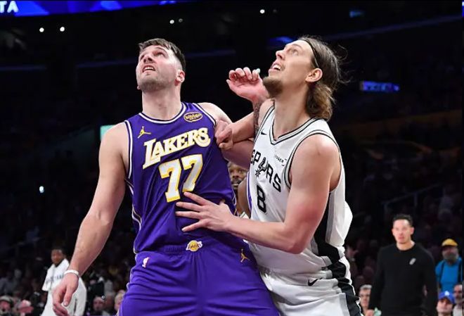 马刺缺少文班却7人得分上双大胜!湖人丢132分创本季单场失分新高