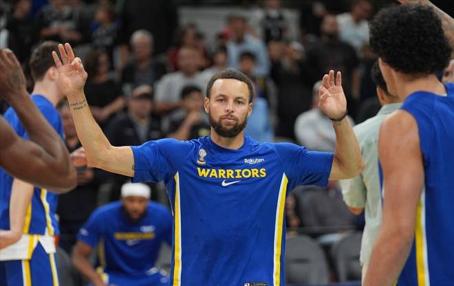 11人轮换+3人弃用！勇士终极轮换蓝图曝光，库明加换侧翼或中锋...