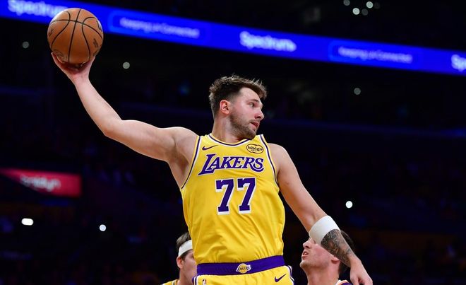 湖人七連勝遭終結，一數據說明問題所在，卻有兩個好消息