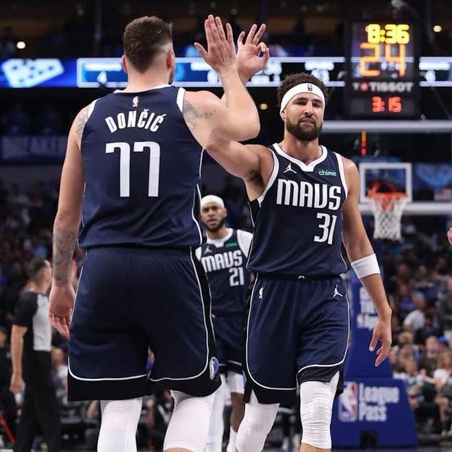 记者：湖人曾给克莱开4年8000万美元合约，克莱因东契奇拒绝...