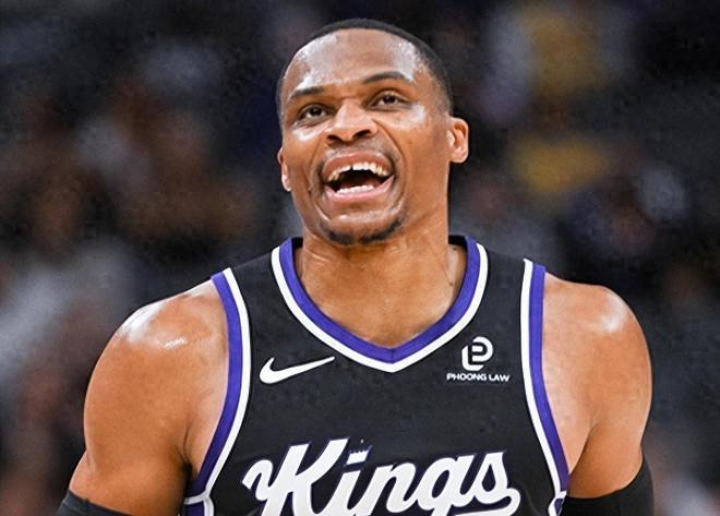 威少只差9分，达成历史第十六人！勇士有意浓眉，欲用巴特勒交易