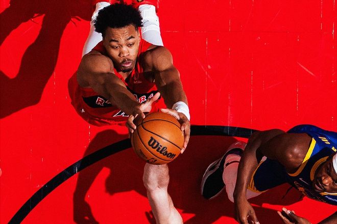 23分25篮板10助攻三双，比肩约基奇！库里39分难阻失利，有交易？...