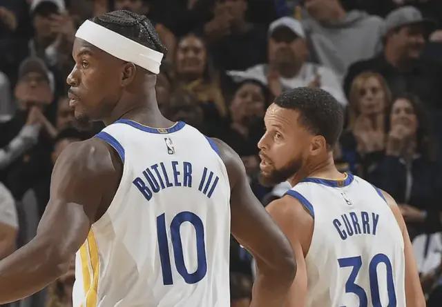 爆冷勝勇士！羅林斯32+8天神下凡，庫(kù)里空砍27+6，雄鹿沖東部第一