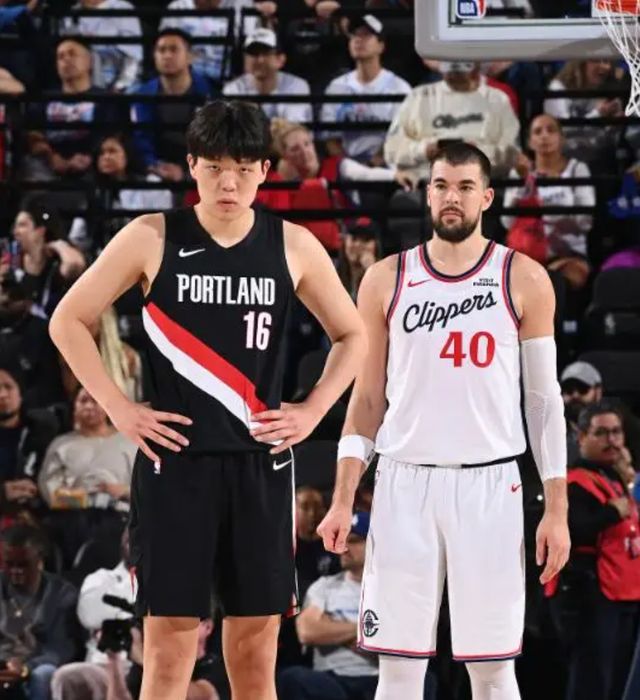 官宣！杨瀚森回到开拓者，此前被下放发展联盟，明天有望出战湖人...