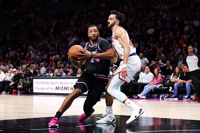 加盟热火后依然保持了顶级得分手的水准,快船应该非常后悔吧?