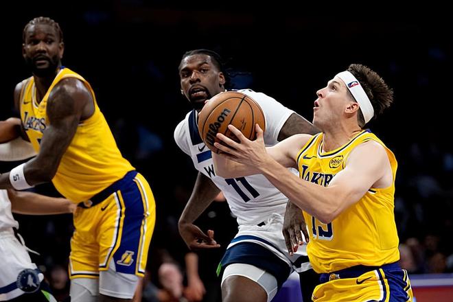 带队能力提升,与东契奇配合娴熟,湖人后场大将终于有所发挥了?