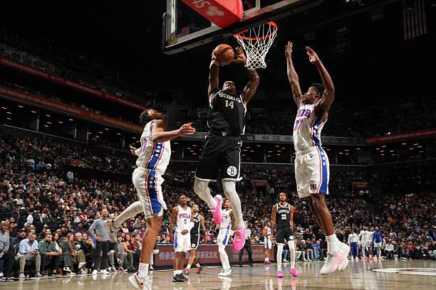 表現(xiàn)要比之前在快船時(shí)好了不少？籃網(wǎng)有機(jī)會(huì)處理掉他的長期合同？