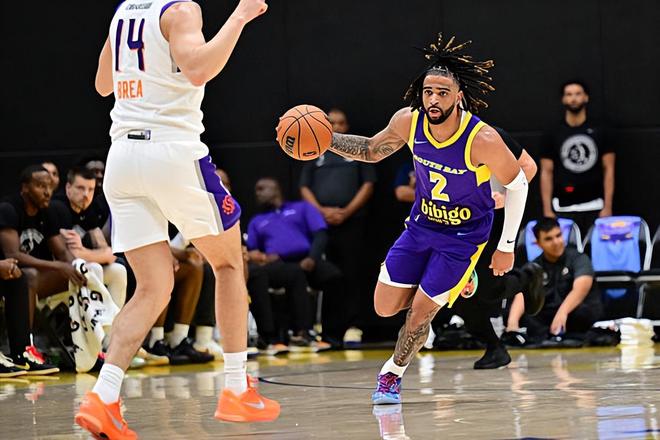 NBA發(fā)展聯(lián)盟首秀就打出現(xiàn)象級表現(xiàn)，湖人其實(shí)不應(yīng)該將他裁掉？