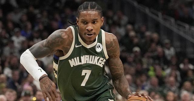 雄鹿队记：小凯文-波特左脚踝扭伤 至少缺席两场比赛