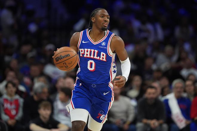 馬克西成為歷史上第四個開賽前4場砍150+分數(shù)的后衛(wèi)