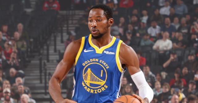 科尔:库明加的传球能力有了很大提升 现在的他非常自信