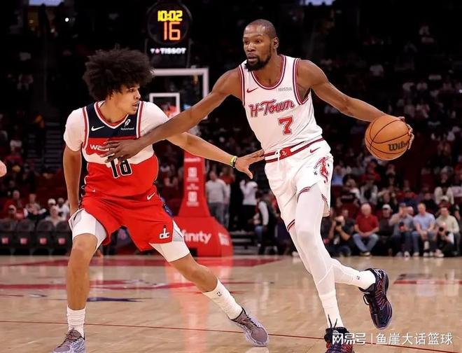 NBA最新排名！湖人给马刺送温暖，2队不给勇士机会，快船渔翁得利...