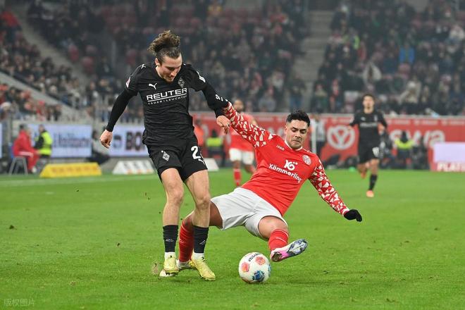 德甲最新积分战报 输给拜仁后4胜1平 门兴5轮不败冲进上半区...