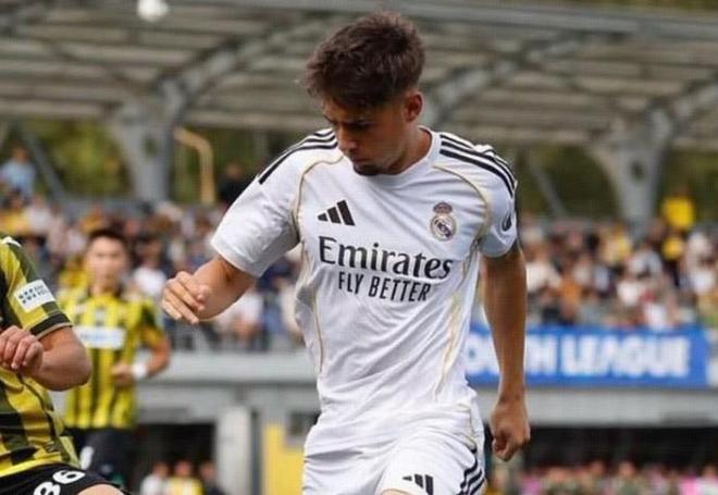 皇马19岁左后卫巴尔德佩尼亚斯有望首秀,本周欧冠入选大名单